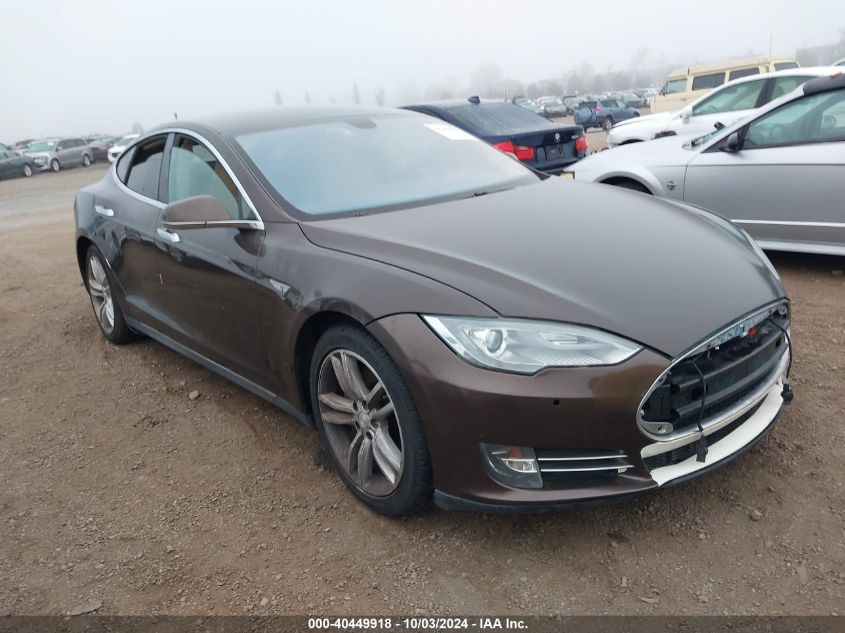 Images of 2014 TESLA MODEL S 5YJSA1H17EFP52666 | vin: 5YJSA1H17EFP52666 | 40449918