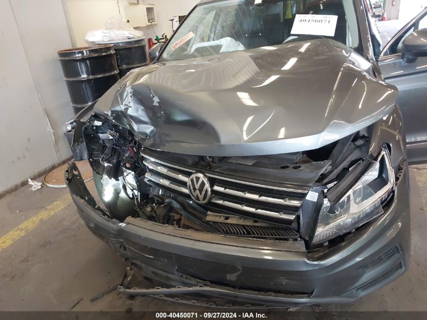 2018 Volkswagen Tiguan 2.0T Se/2.0T Sel VIN: 3VV3B7AX2JM137453 Lot: 40450071