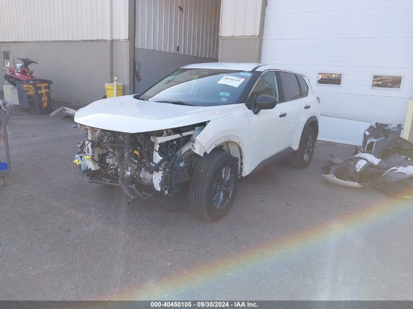 5N1BT3AA9PC867314 2023 NISSAN ROGUE - Image 2