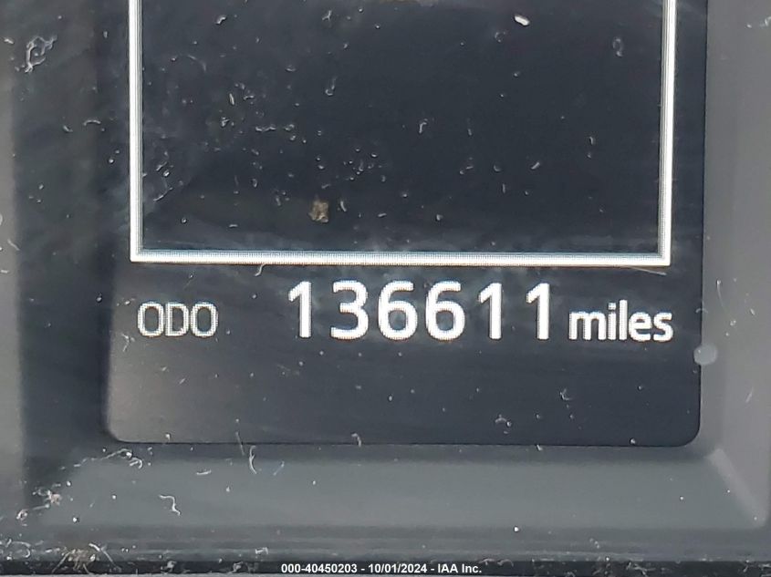 JTMWFREV7HJ117260 2017 Toyota Rav4 Xle