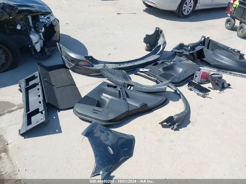 JTMWFREV7HJ117260 2017 Toyota Rav4 Xle