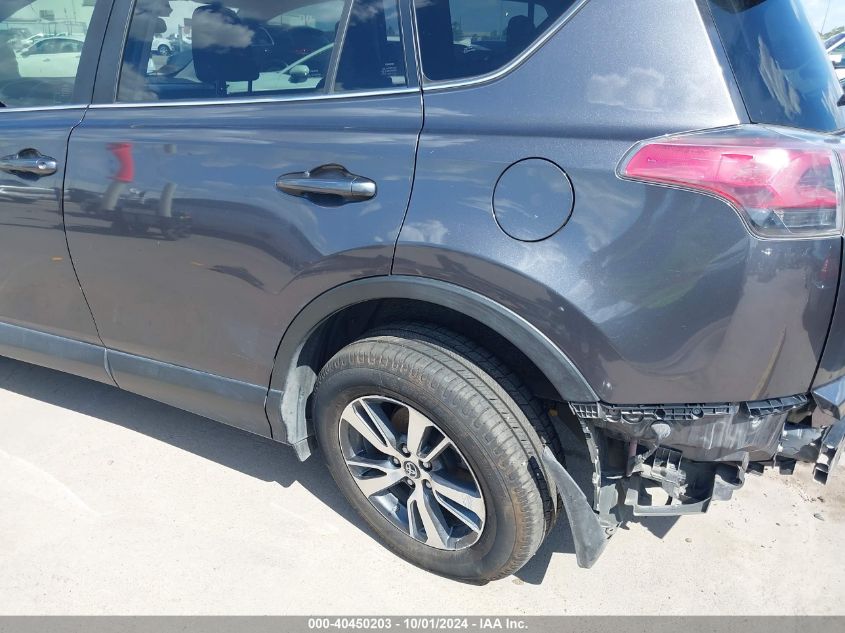 JTMWFREV7HJ117260 2017 Toyota Rav4 Xle