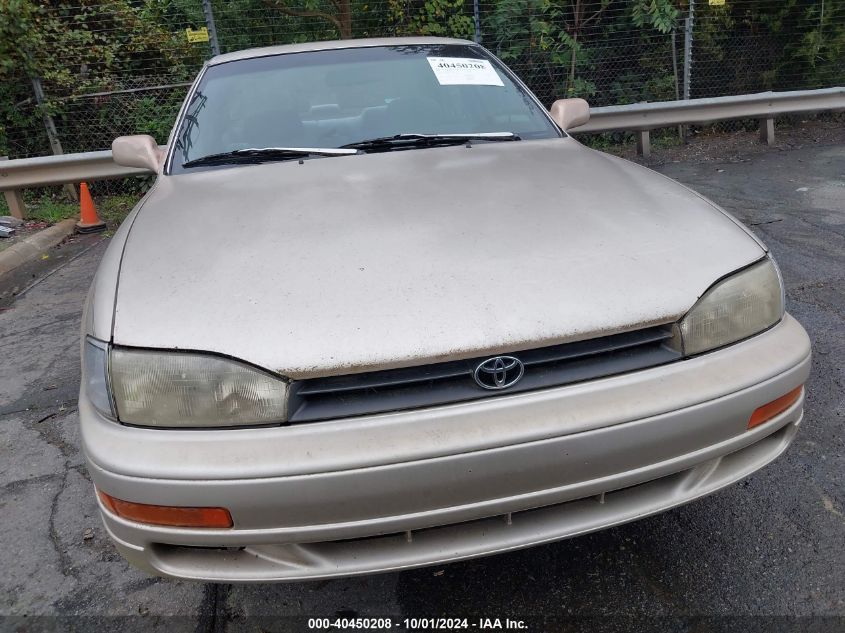 1992 Toyota Camry Le VIN: 4T1SK12E0NU158173 Lot: 40450208