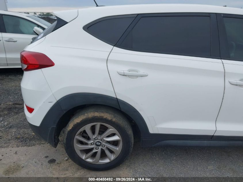 KM8J23A4XHU285615 2017 Hyundai Tucson Se