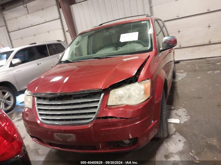 2A4RR5D11AR376902 2010 Chrysler Town & Country Touring