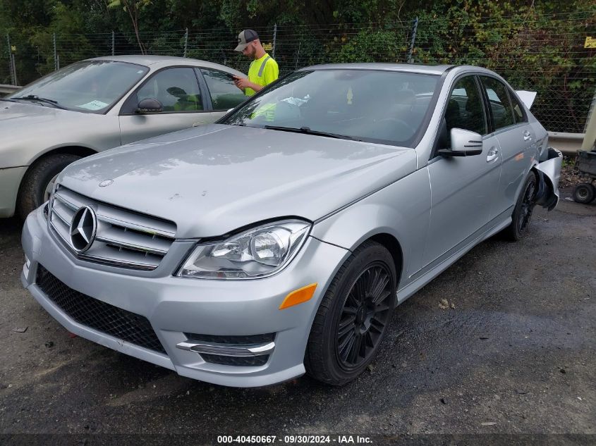 VIN WDDGF4HB7DA835254 2013 Mercedes-Benz C 250, Lux... no.2