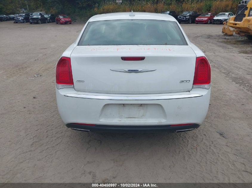 2C3CCAKG7KH634459 2019 Chrysler 300 Limited Awd