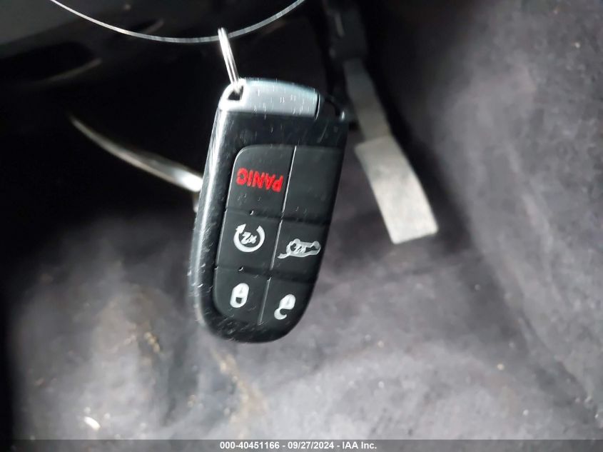 VIN 1C4RJEBG7HC622732 2017 JEEP GRAND CHEROKEE LIMITED 4X2