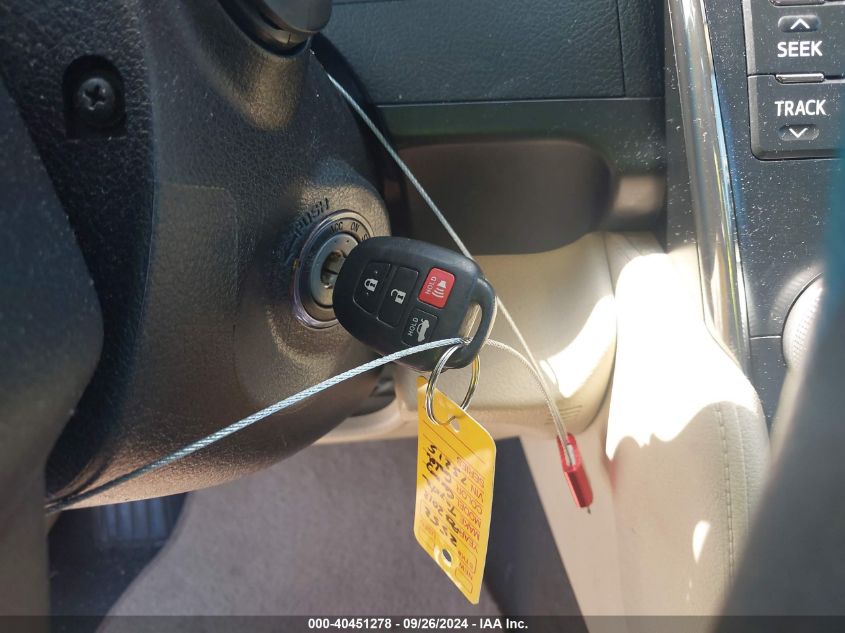 4T1BF1FK1CU073215 2012 Toyota Camry Le