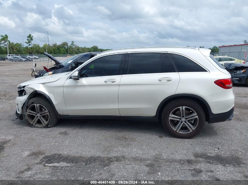 WDC0G4JB9HF194517 2017 Mercedes-Benz Glc 300