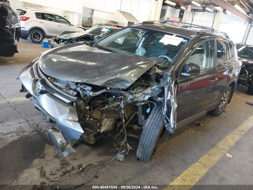 VIN JTMBFREV8HD221236 2017 TOYOTA RAV4 LE