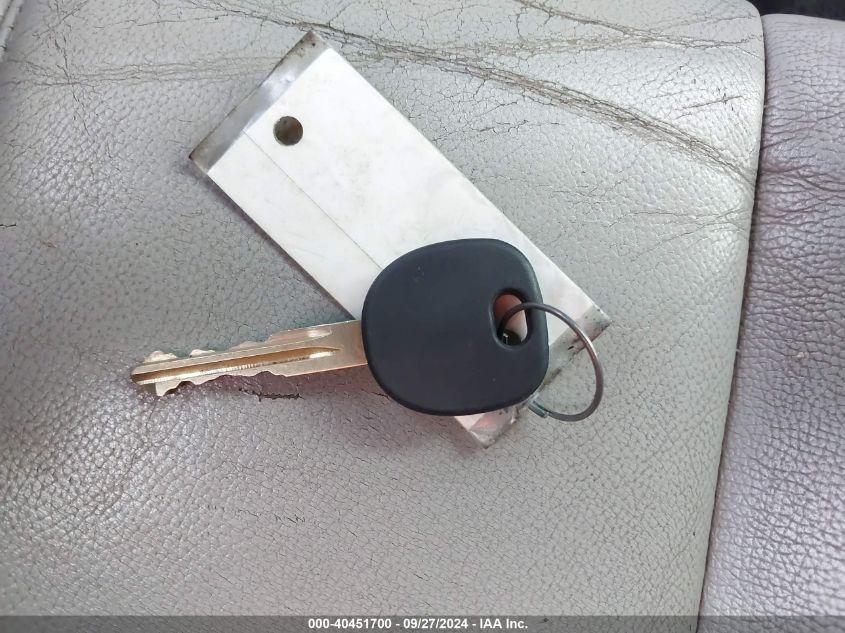 3GCPKSE32BG158863 2011 Chevrolet Silverado K1500 Lt