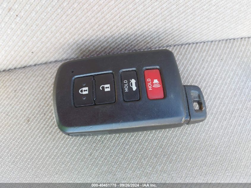 4T1BD1FK2CU011974 2012 Toyota Camry Hybrid Xle