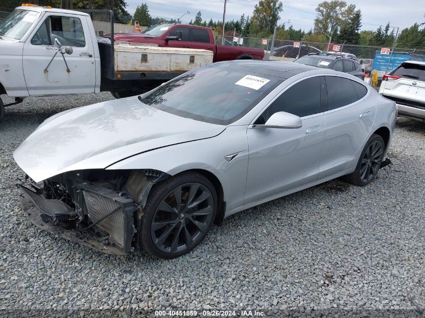 2018 Tesla Model S 100D/75D/P100D VIN: 5YJSA1E22JF275135 Lot: 40451859