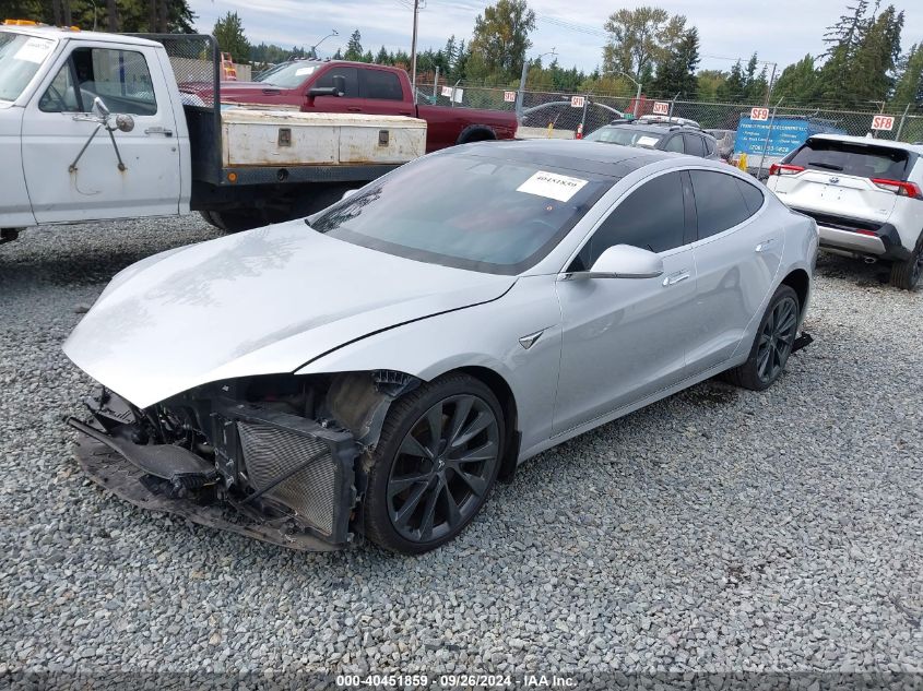 5YJSA1E22JF275135 2018 TESLA MODEL S - Image 2