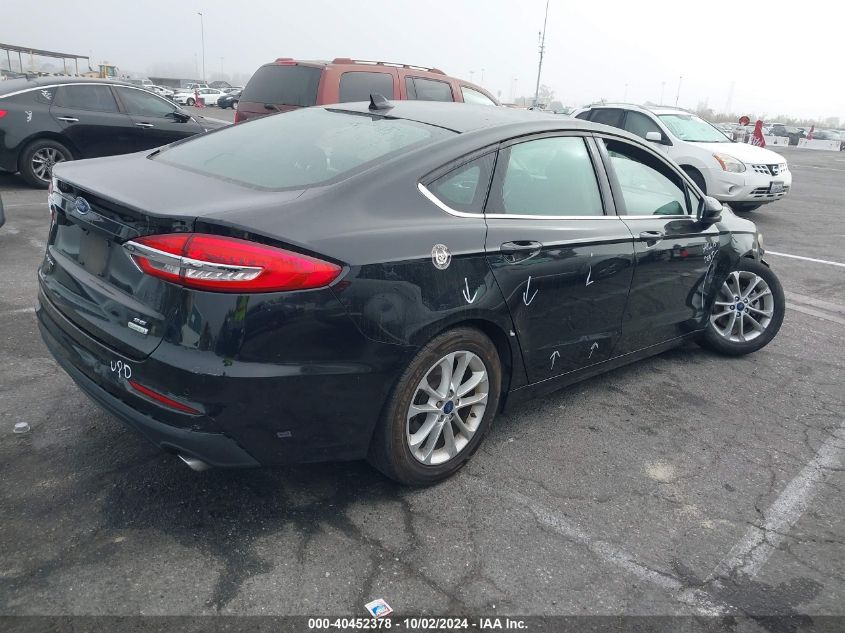 VIN 3FA6P0HD1KR173774 2019 Ford Fusion, SE no.4