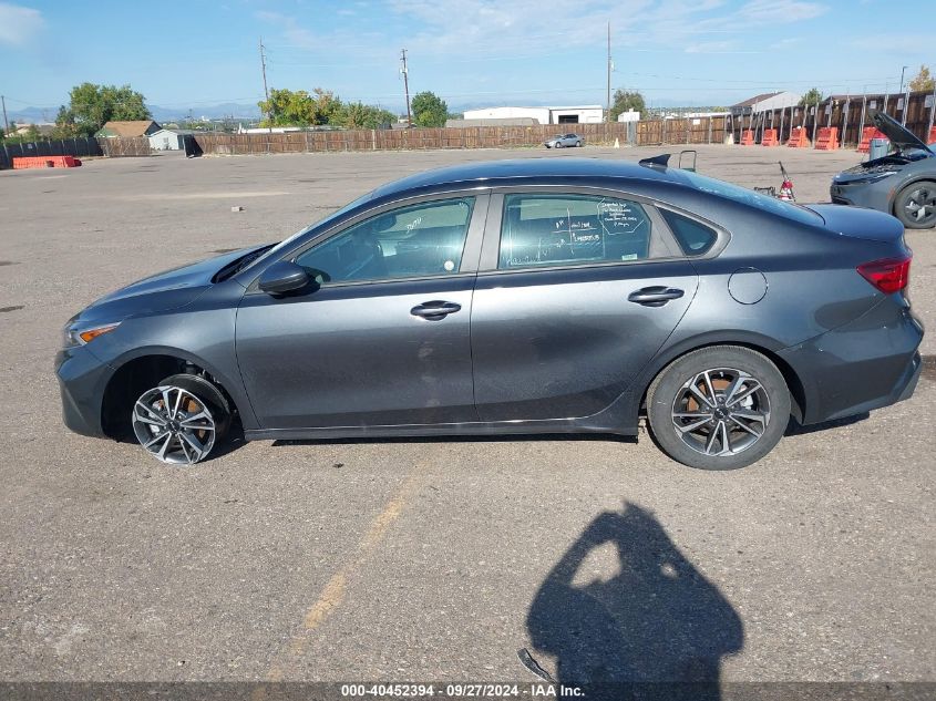 2024 Kia Forte Lxs VIN: 3KPF24AD8RE768083 Lot: 40452394