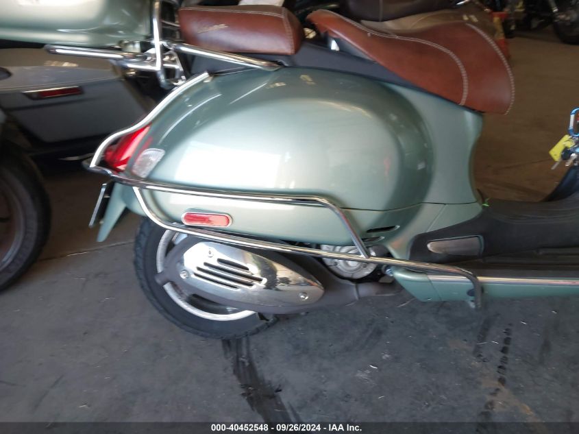 2009 Vespa Gts 250 VIN: ZAPM459LX95502335 Lot: 40452548