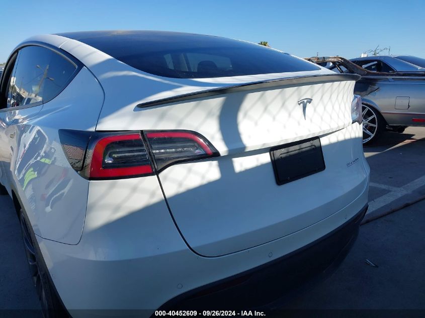 2020 Tesla Model Y Long Range Dual Motor All-Wheel Drive/Performance Dual Motor All-Wheel Drive VIN: 5YJYGDEF5LF023119 Lot: 40452609