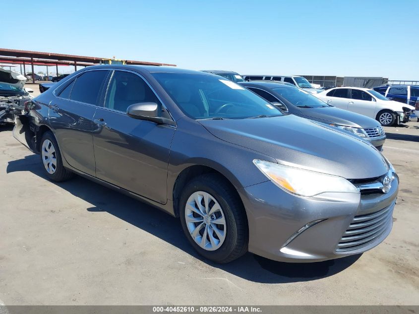 4T1BF1FK9HU804979 2017 TOYOTA CAMRY - Image 1