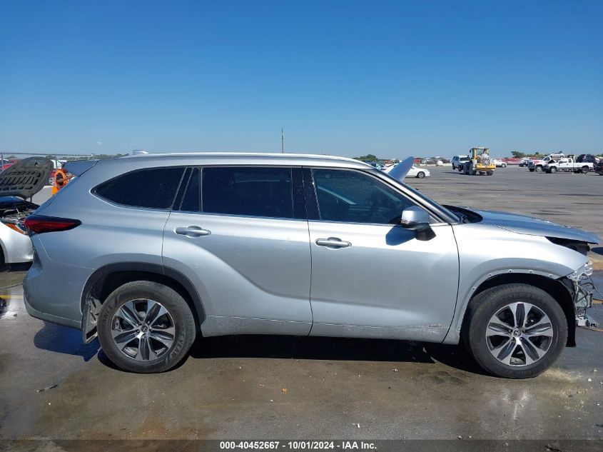 2022 Toyota Highlander Hybrid Xle VIN: 5TDGBRCH0NS549832 Lot: 40452667