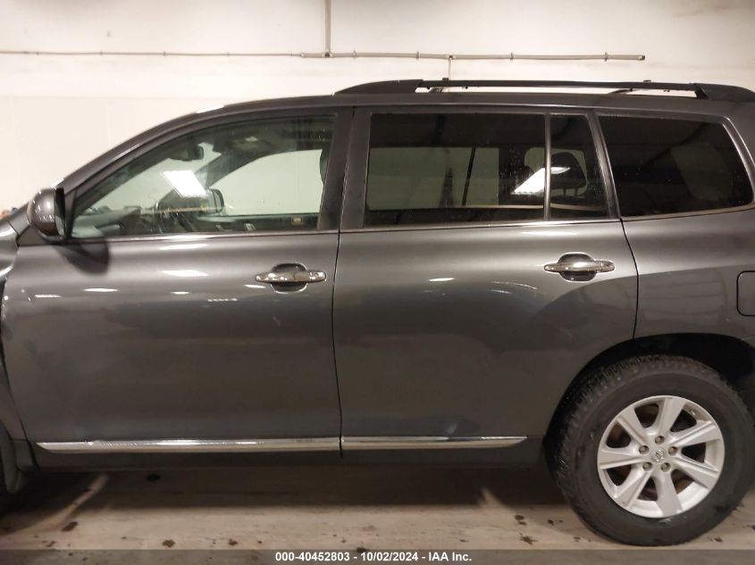 2013 Toyota Highlander Se V6 VIN: 5TDBK3EH9DS266882 Lot: 40452803