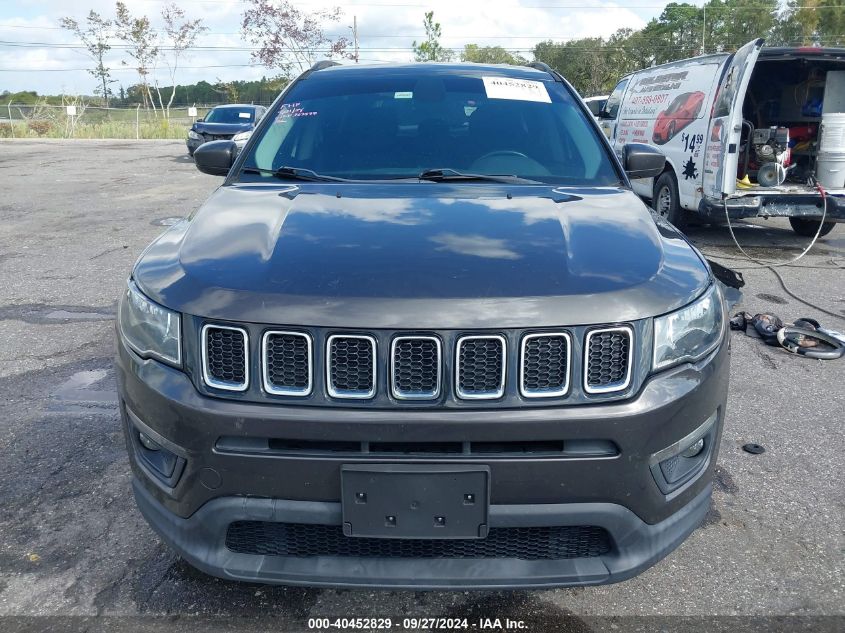 3C4NJDBB4JT307877 2018 Jeep Compass Latitude 4X4