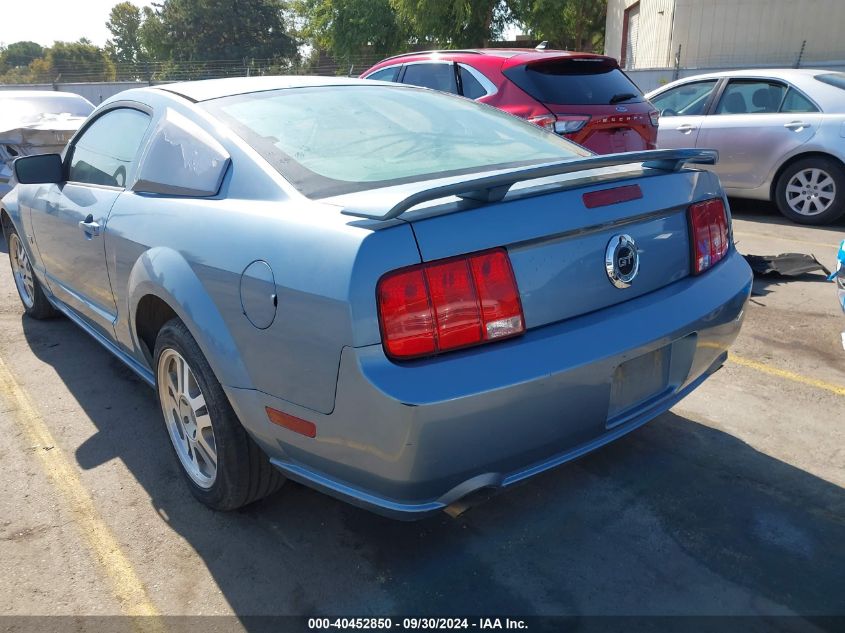 2005 Ford Mustang Gt Deluxe/Gt Premium VIN: 1ZVHT82H955123007 Lot: 40452850