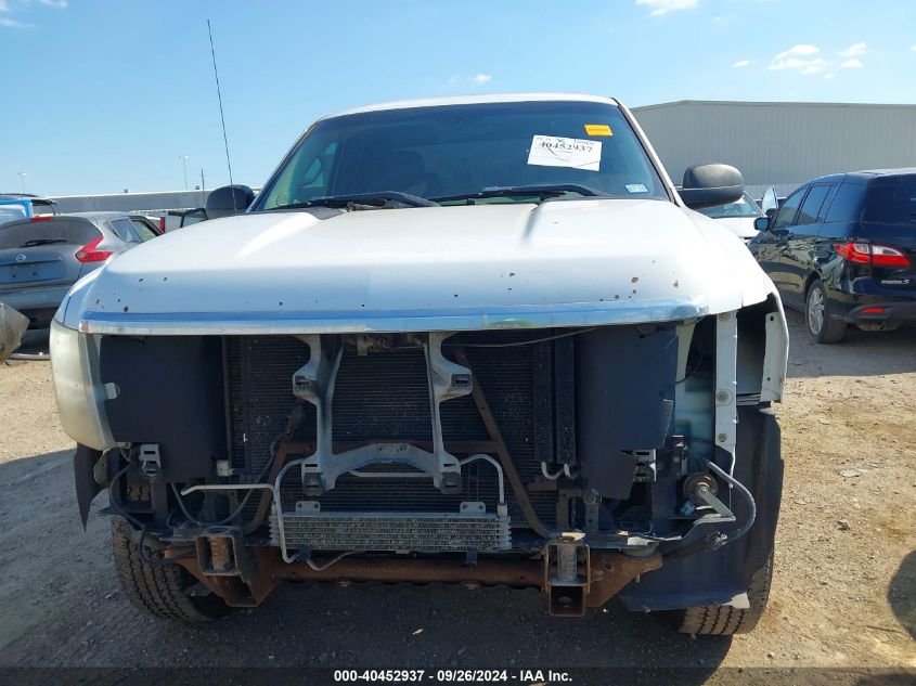 2011 Chevrolet Silverado 2500Hd Work Truck VIN: 1GC2CVCG2BZ135419 Lot: 40452937