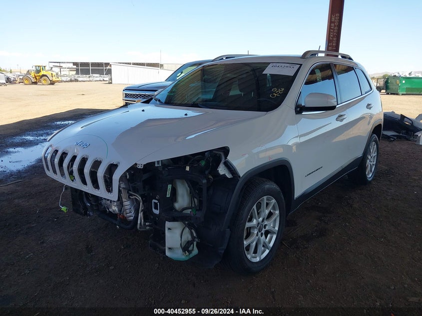 VIN 1C4PJMCB7HD229005 2017 JEEP CHEROKEE LATITUDE 4X4