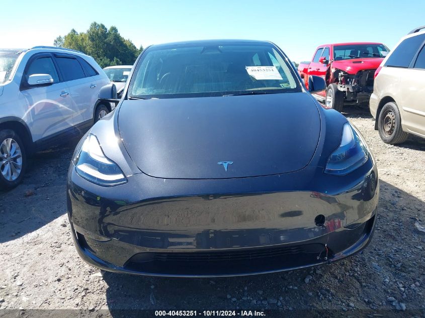 2024 Tesla Model Y Long Range Dual Motor All-Wheel Drive VIN: 7SAYGDEE6RA269709 Lot: 40453251