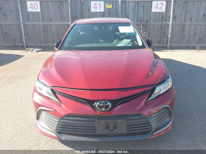 2022 Toyota Camry Le VIN: 4T1C11AK8NU060555 Lot: 40453368