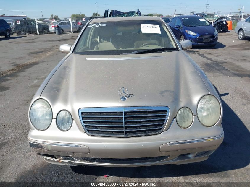 WDBJF65J51B301360 2001 Mercedes-Benz E 320