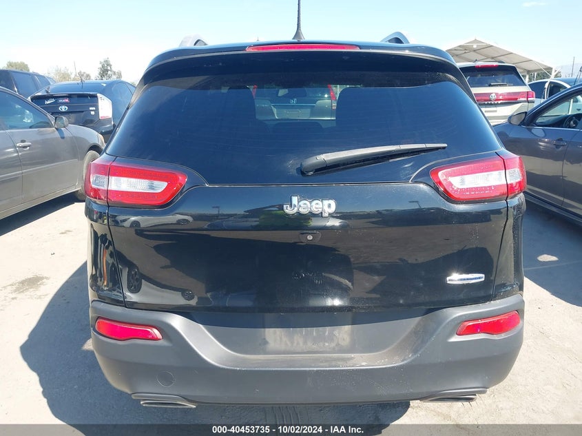 1C4PJLCS7HW549388 2017 Jeep Cherokee Latitude Fwd
