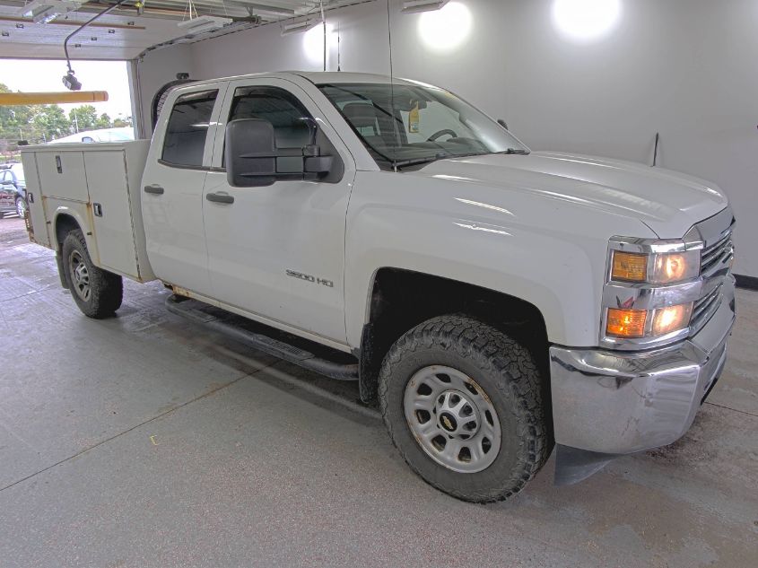 2015 Chevrolet Silverado 3500Hd Wt VIN: 1GC5KYCG4FZ125210 Lot: 40454247