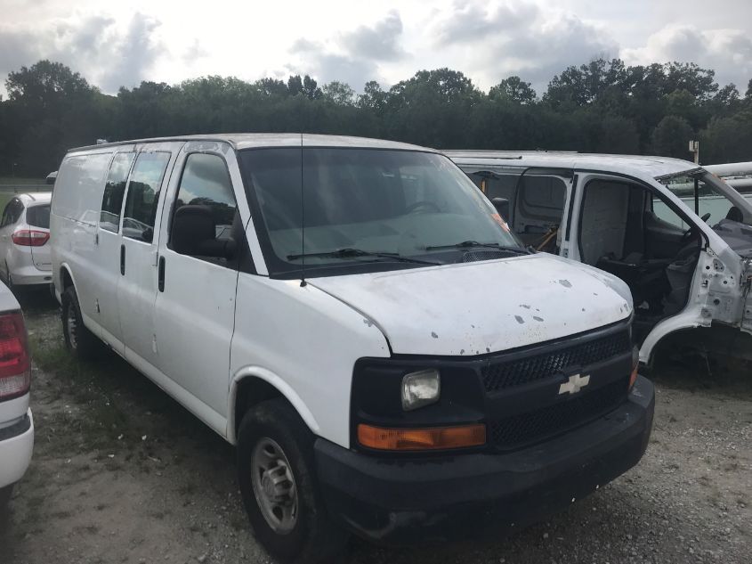 2008 Chevrolet Express Work Van VIN: 1GCGG29CX81135253 Lot: 40454303