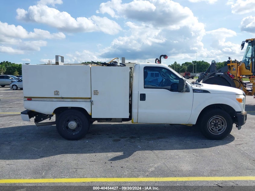 2015 Ford F-250 Xl VIN: 1FTBF2A69FEA73983 Lot: 40454427