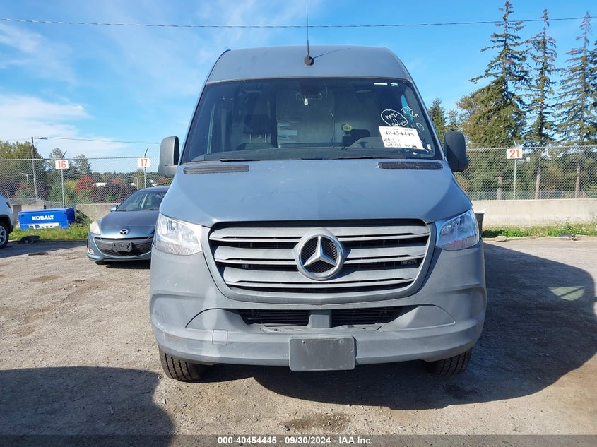 VIN WD4PF1CD0KT007460 2019 MERCEDES-BENZ SPRINTER 2500 HIGH ROOF V6