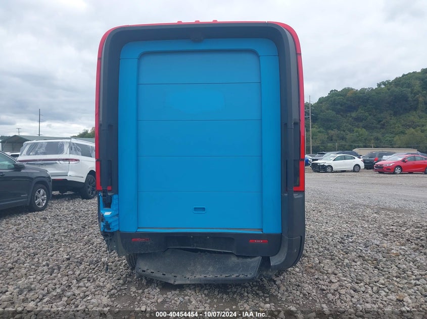 2023 Rivian Edv 700 VIN: 7FCEHEB75PN008284 Lot: 40454454