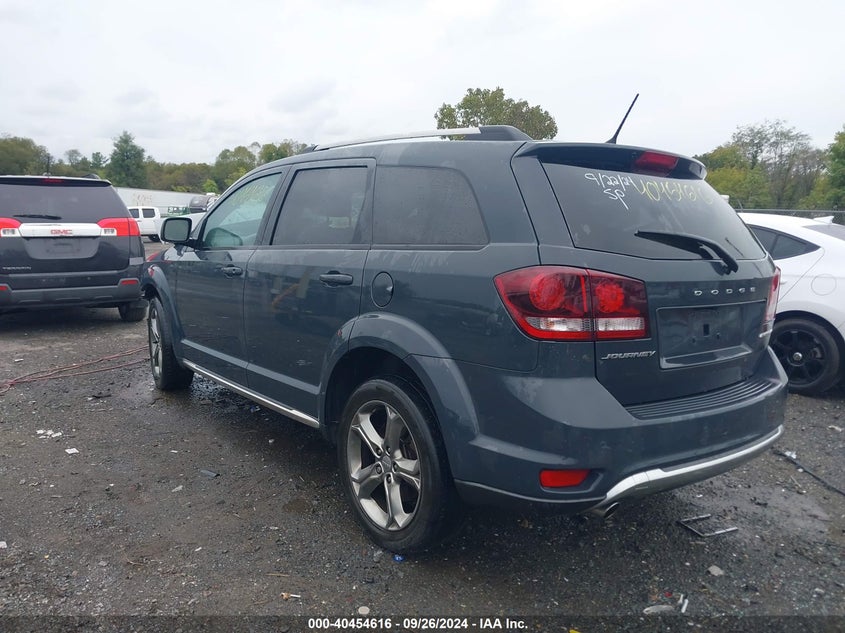 VIN 3C4PDCGG7HT581860 2017 DODGE JOURNEY CROSSROAD PLUS