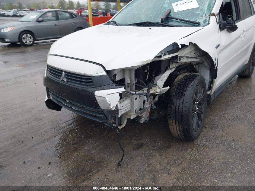 JA4AR3AU2HZ037212 2017 Mitsubishi Outlander Sport Es/Se