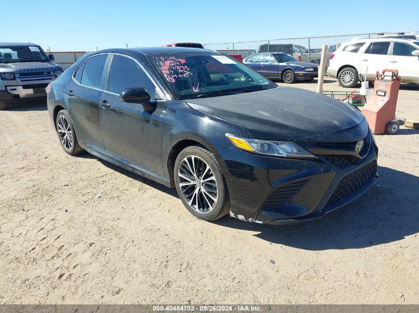 4T1B11HK4JU098893 2018 TOYOTA CAMRY - Image 1