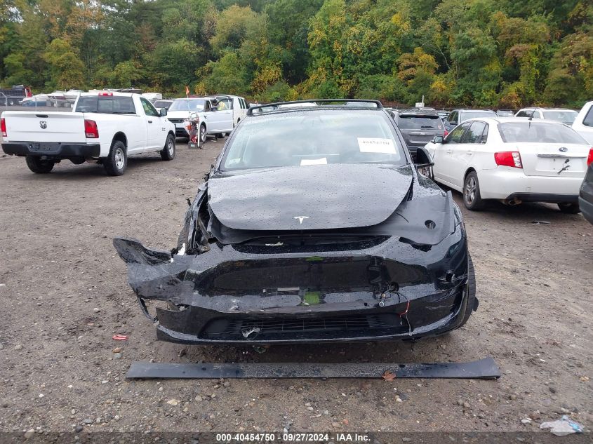 2021 Tesla Model Y Performance Dual Motor All-Wheel Drive VIN: 5YJYGDEF8MF211828 Lot: 40454750