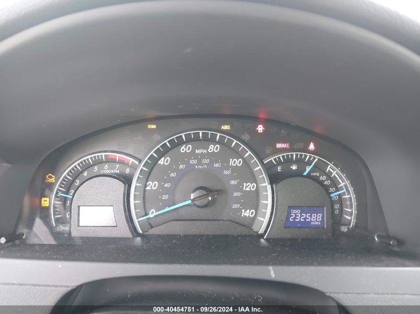 4T1BF1FK0CU503882 2012 Toyota Camry Xle