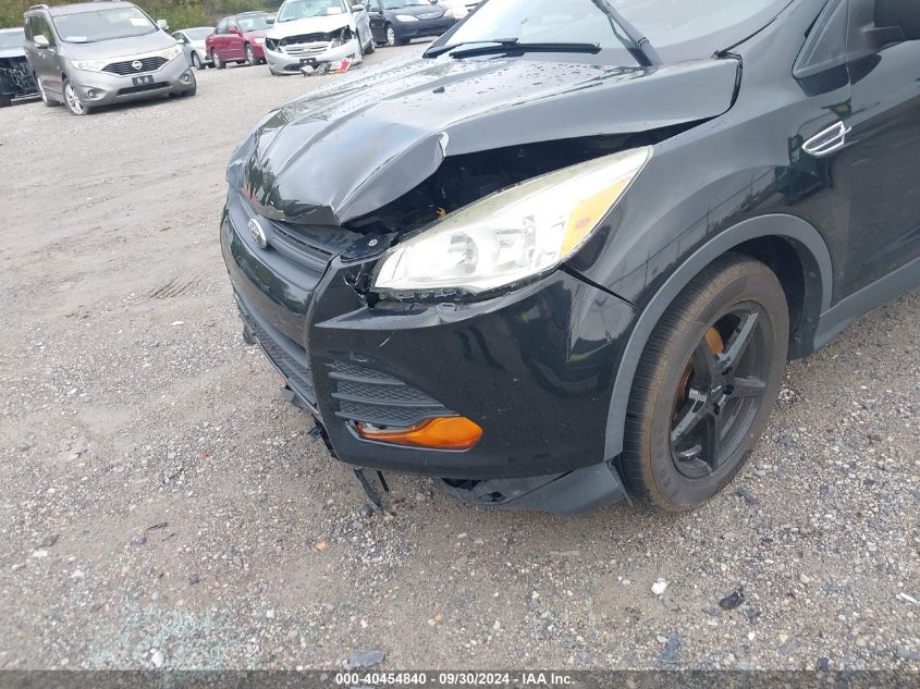 1FMCU0F7XDUB65912 2013 Ford Escape S