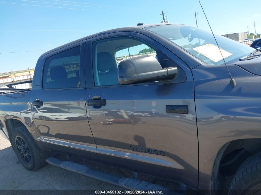 2017 Toyota Tundra Sr5 5.7L V8 VIN: 5TFEW5F13HX227543 Lot: 40455102