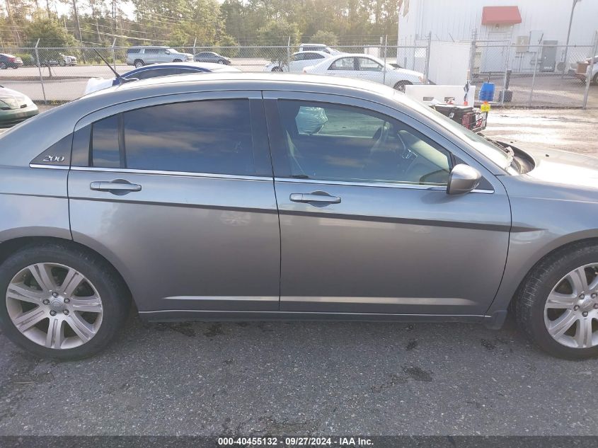 2013 Chrysler 200 Lx VIN: 1C3CCBAB8DN640843 Lot: 40455132