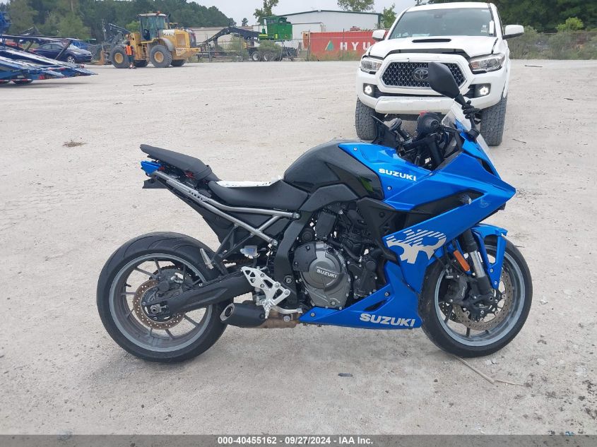 2024 Suzuki Gsx800 F VIN: JS1EM13B3R7102243 Lot: 40455162