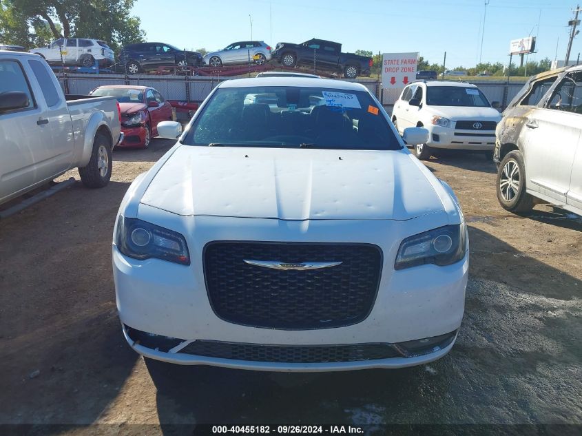 2C3CCABT2FH739428 2015 Chrysler 300 300S