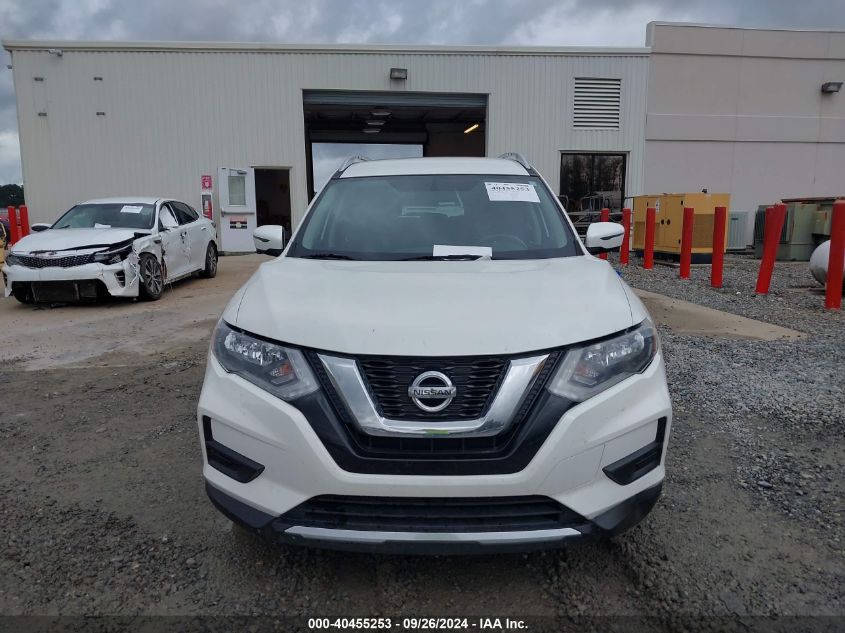 2017 Nissan Rogue Sv VIN: KNMAT2MT0HP556808 Lot: 40455253